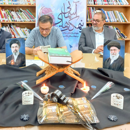 «نیمکت‌های آسمانی» در لار با شعرخوانی و کاشت نهال برگزار شد