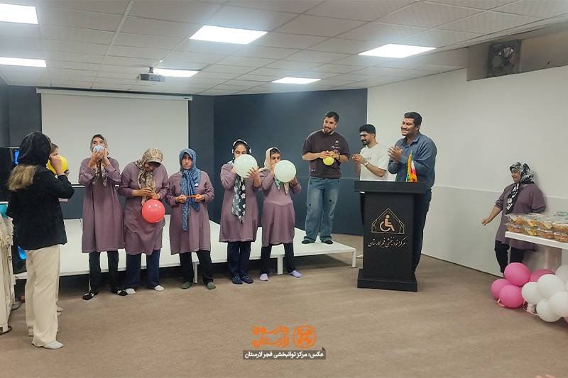 عیدانه دانشجویان علوم پزشکی لار به توان‌خواهان