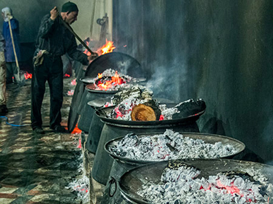 مروری بر تاریخچه پُخت نذری در لار/ از گوشت و گَپُک تا قیمه لاری