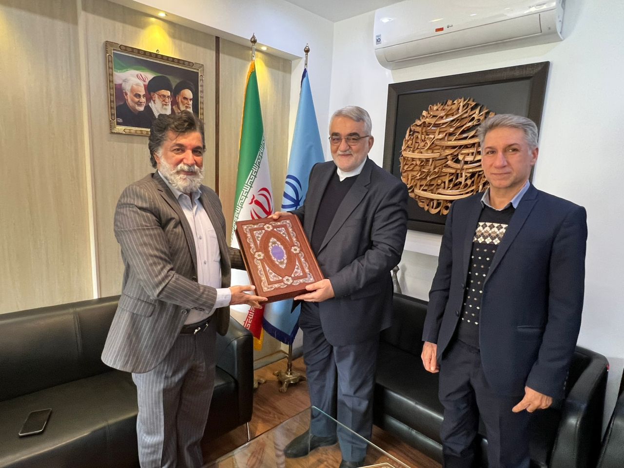 دیدار بروجردی و مریدی با محور دیپلماسی گردشگری