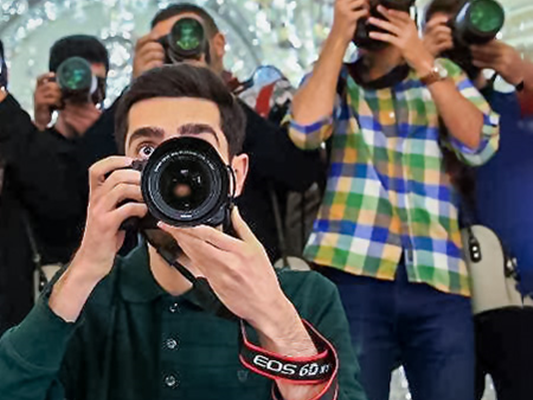 مشکلات عکاسان خبری در لار و پیشنهاداتی در جهت رفع آنها