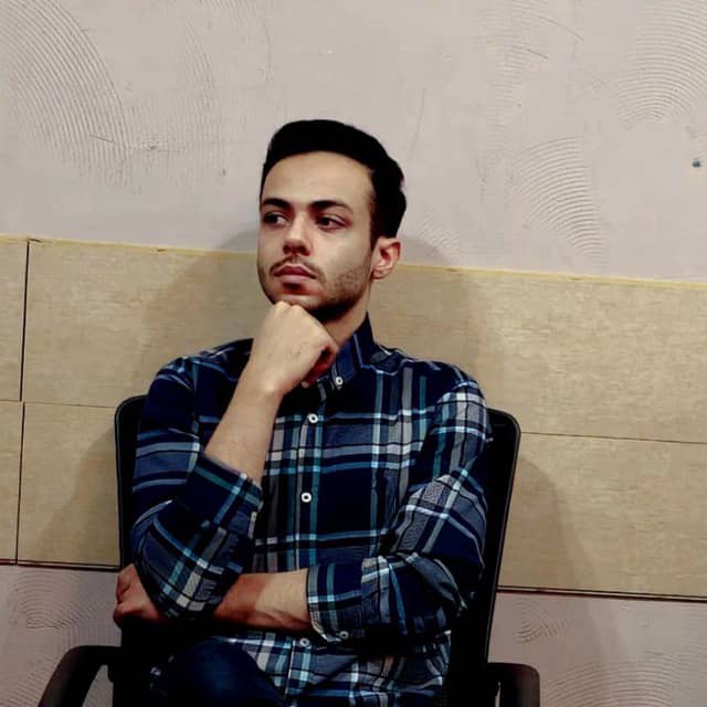امیرحسین منتظر قائم از لارستان نامزد جایزه ملی غزل کرج