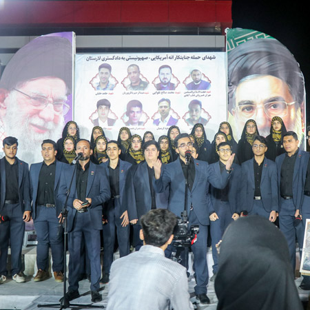 آغاز برنامه‌های هفته هنر انقلاب اسلامی با اجتماع هنرمندان لارستان