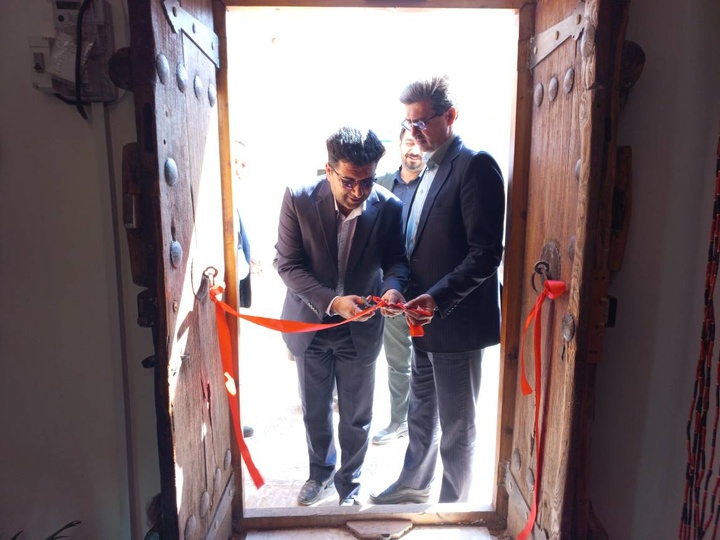 مرکز فروش صنایع دستی «رواق لاری‌ها» در بافت تاریخی یزد افتتاح شد